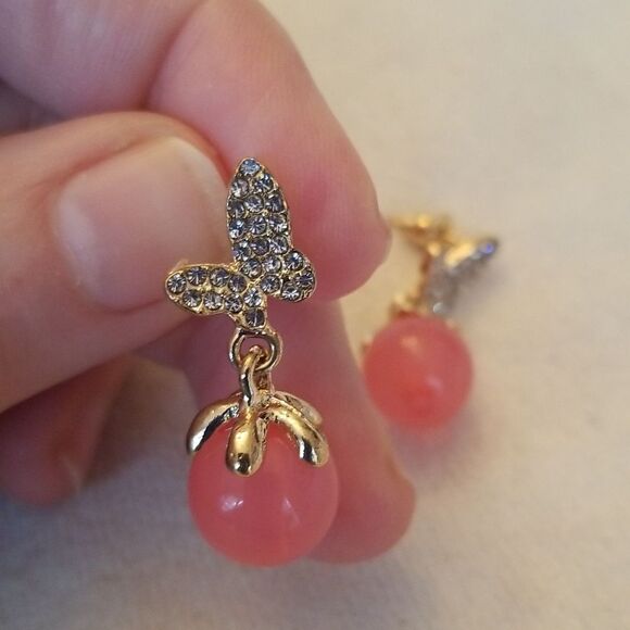 Butterfly dangle 14k plated earrings - Picture 5 of 10